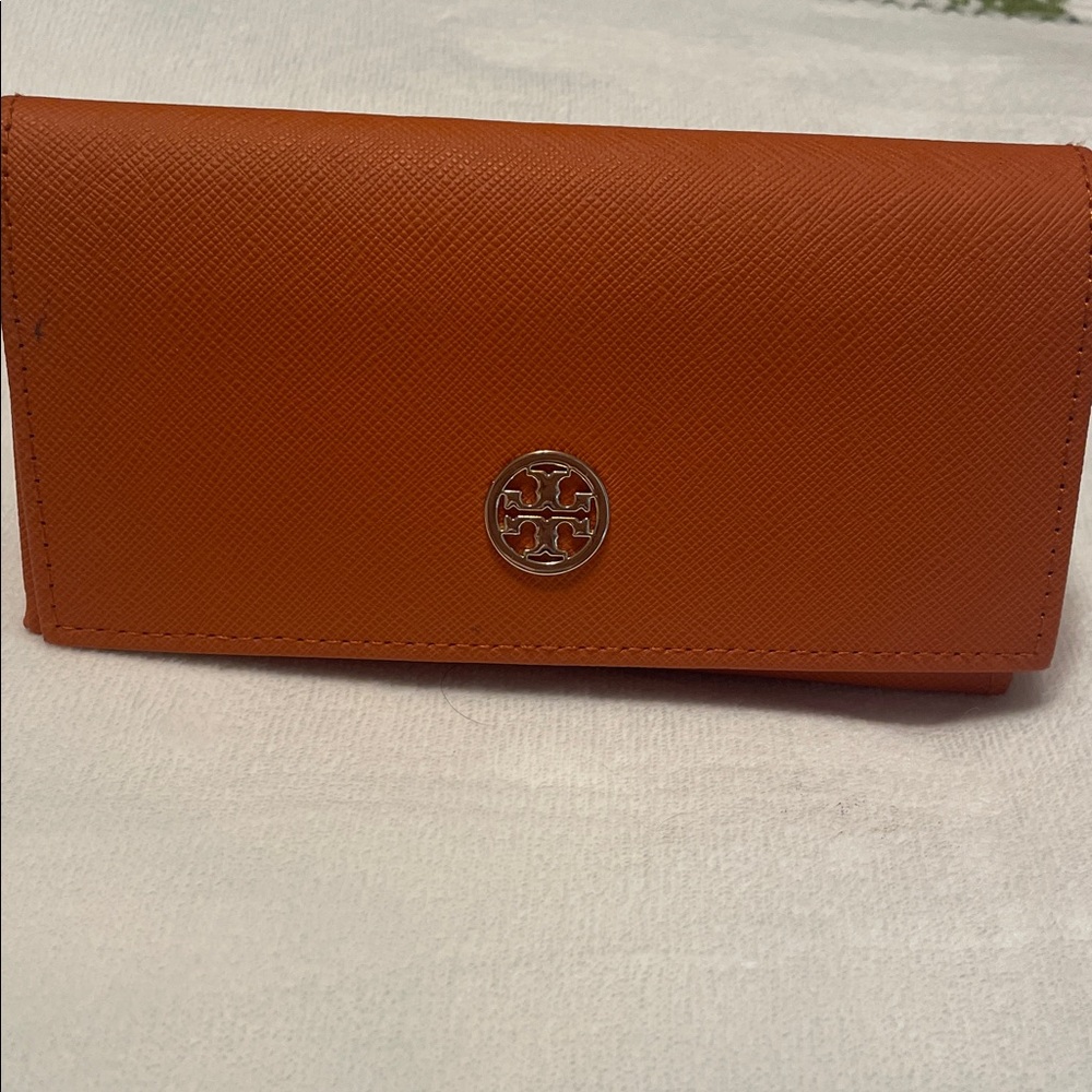 Tory Burch Sunglasses with soft and hard case